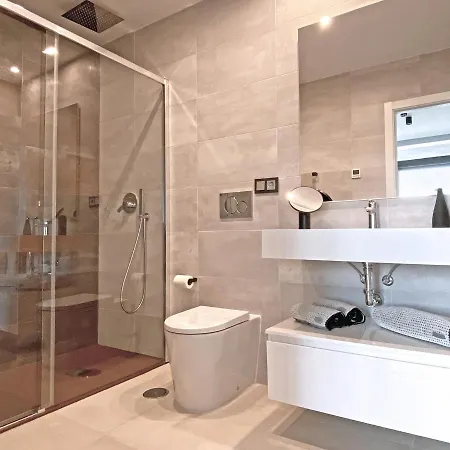Luxury With Private Hot Tub By Poniente Apartment *